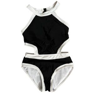 Side cutout one piece swimsuit